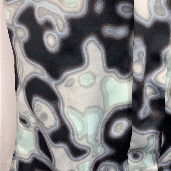 Worthington Blouse - Picture 3 of 8